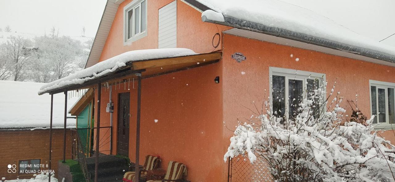 Hotel Gostynnyi Dvir U Marichky Laseschtschyna Exterior foto