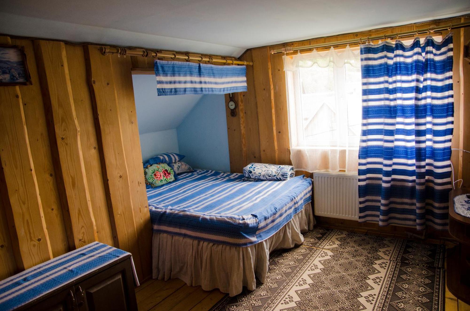 Hotel Gostynnyi Dvir U Marichky Laseschtschyna Exterior foto